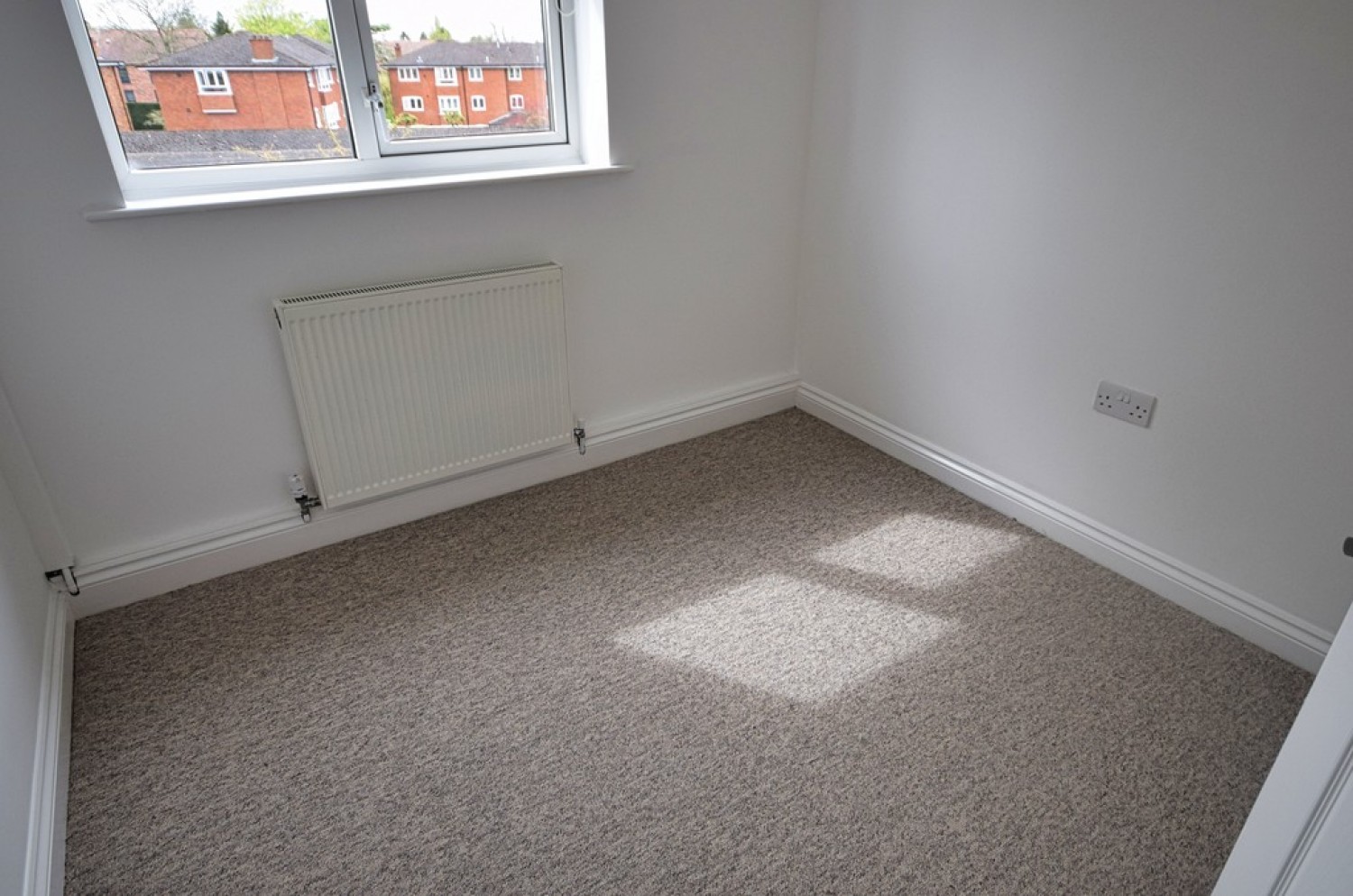 3 bedroom Flat for Letting Albany Gardens, Hampton Lane, Solihull