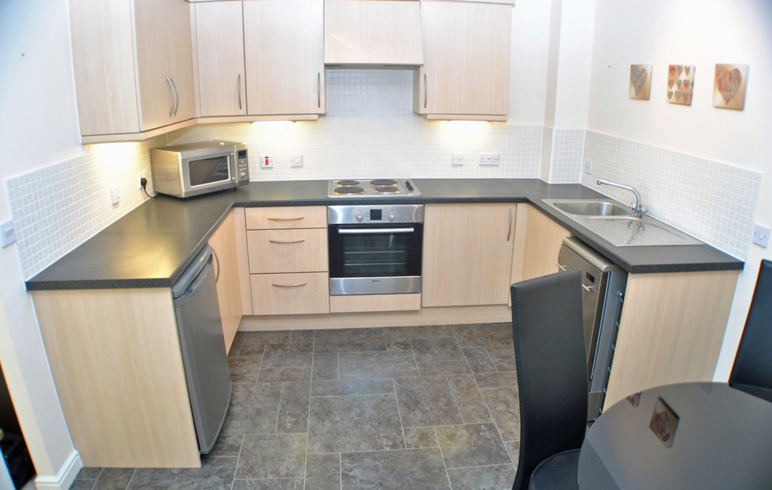2 bedroom Flat for Letting Collingtree Court, Warwick Road
