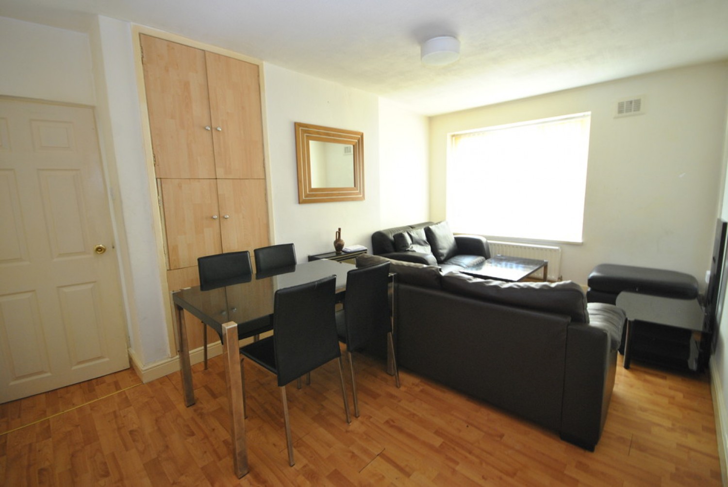 3 bedroom Flat for Letting Essington Street, Birmingham