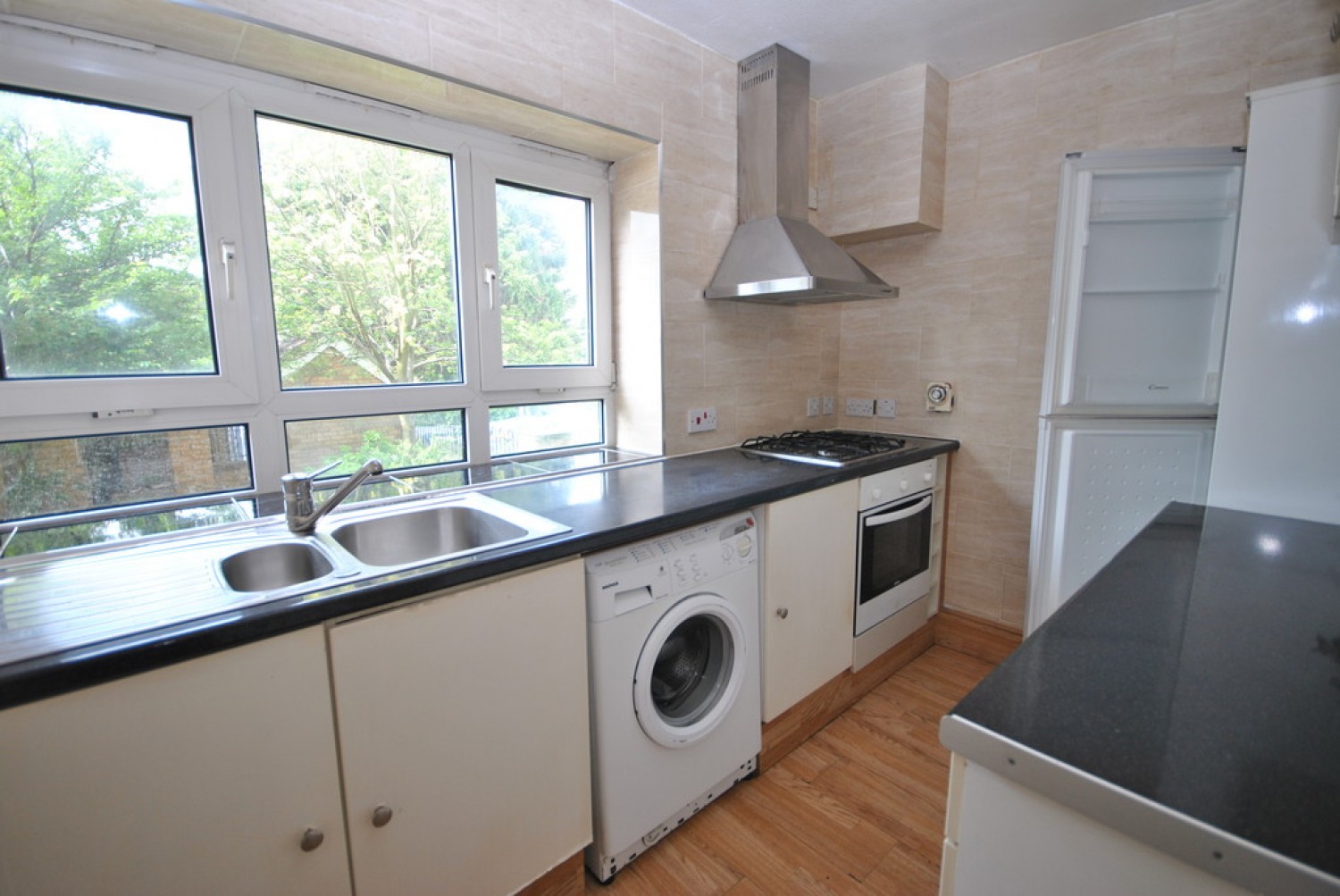 3 bedroom Flat for Letting Essington Street, Birmingham