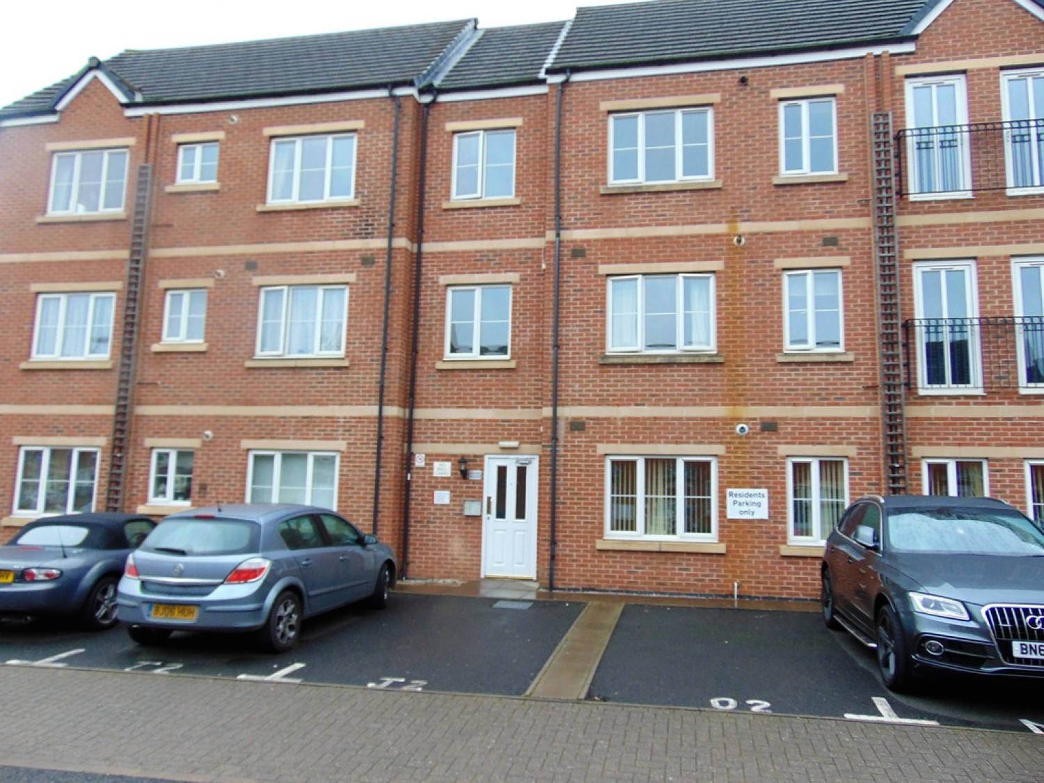 2 bedroom Flat for Letting Rea Road, Northfield