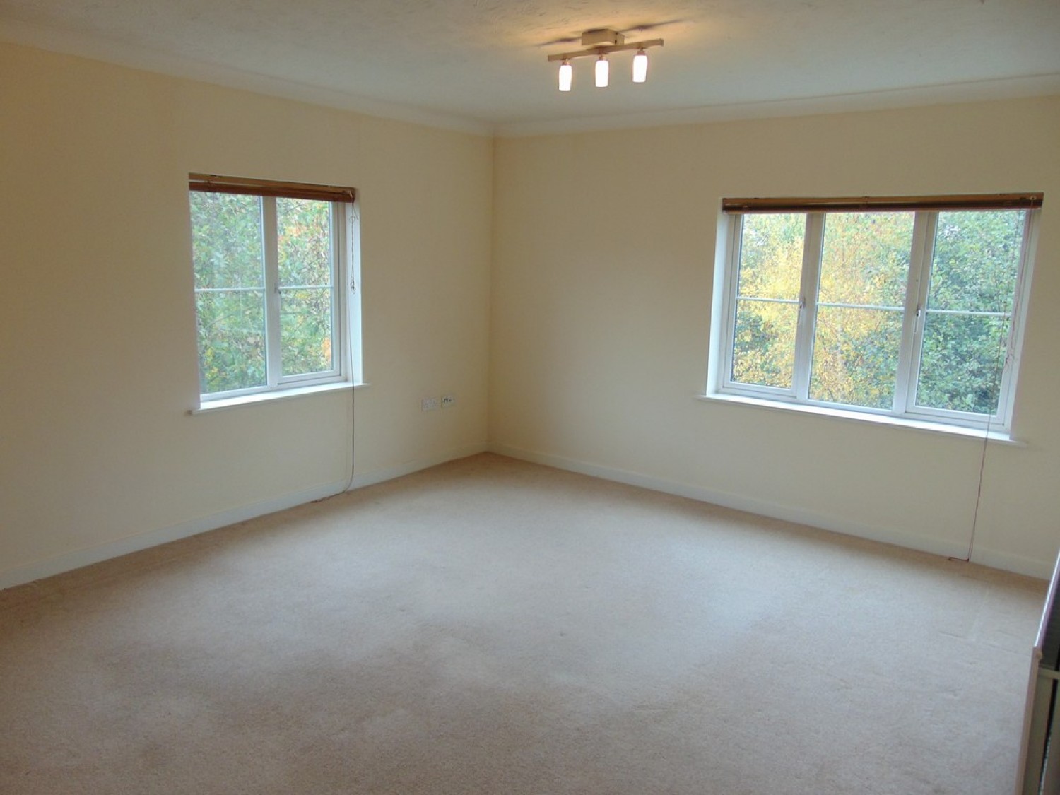 2 bedroom Flat for Letting Rea Road, Northfield