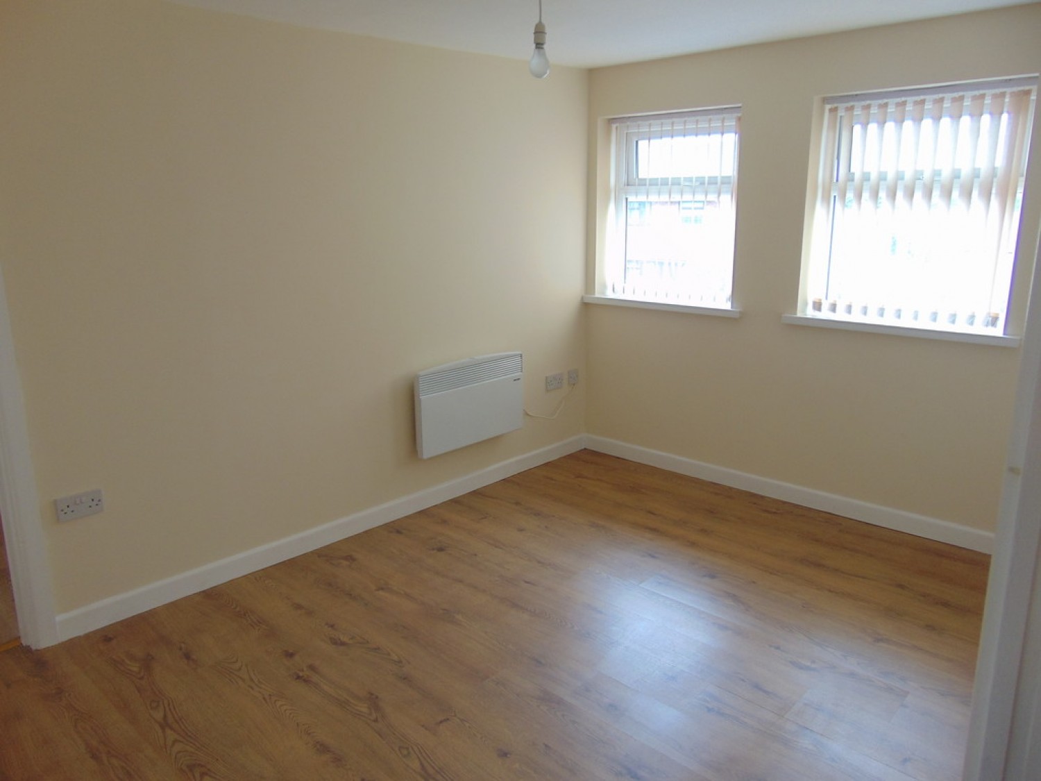 2 bedroom Flat for Letting Golden Cross Lane, Catshill