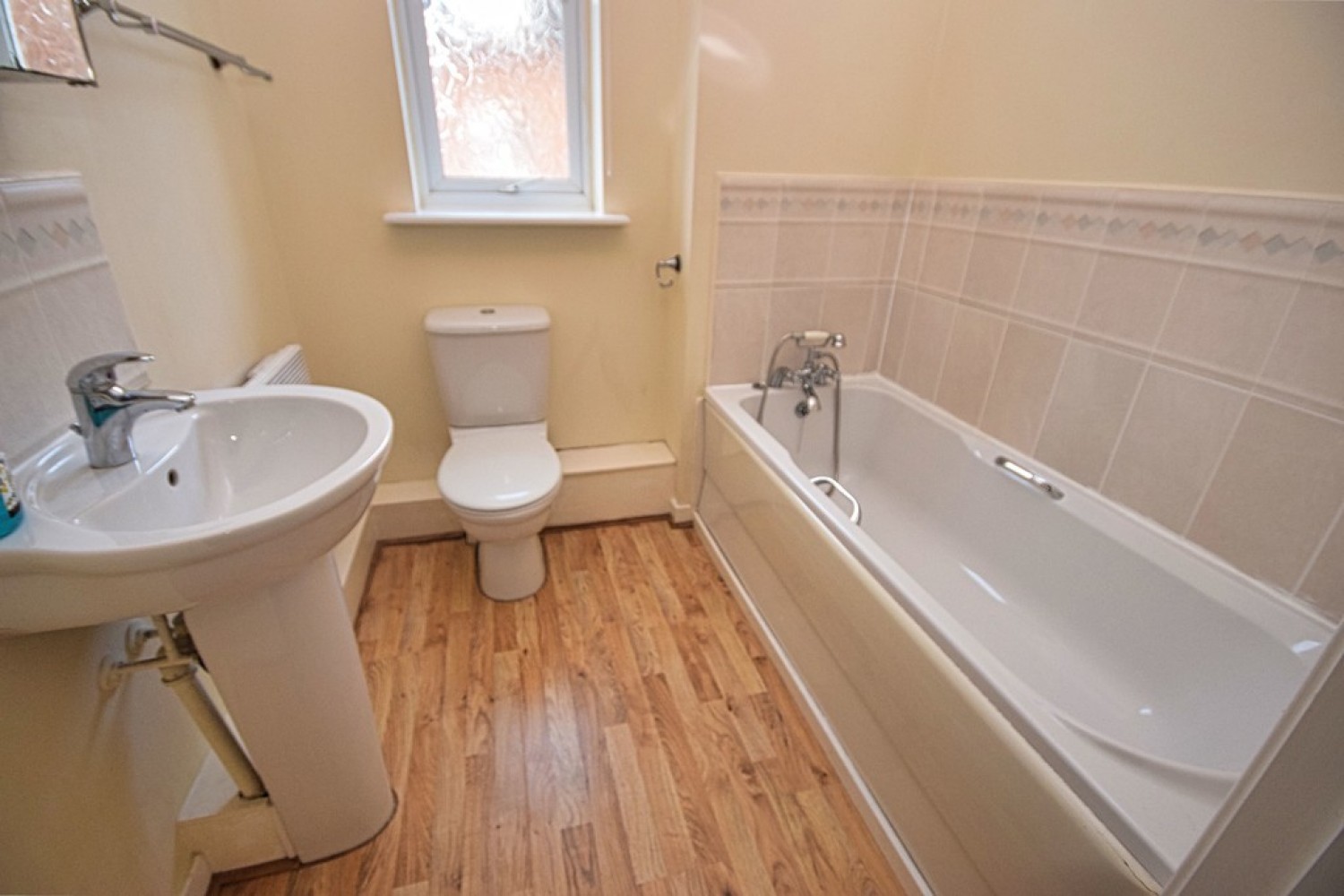 2 bedroom Flat for Letting Balmoral Way, Yardley Wood
