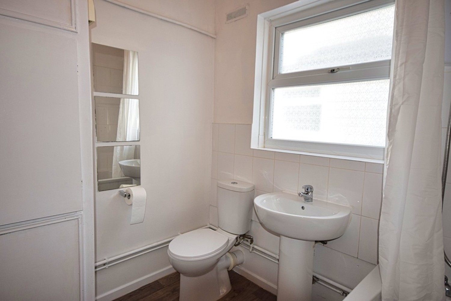 Haslucks Green Road, Shirley