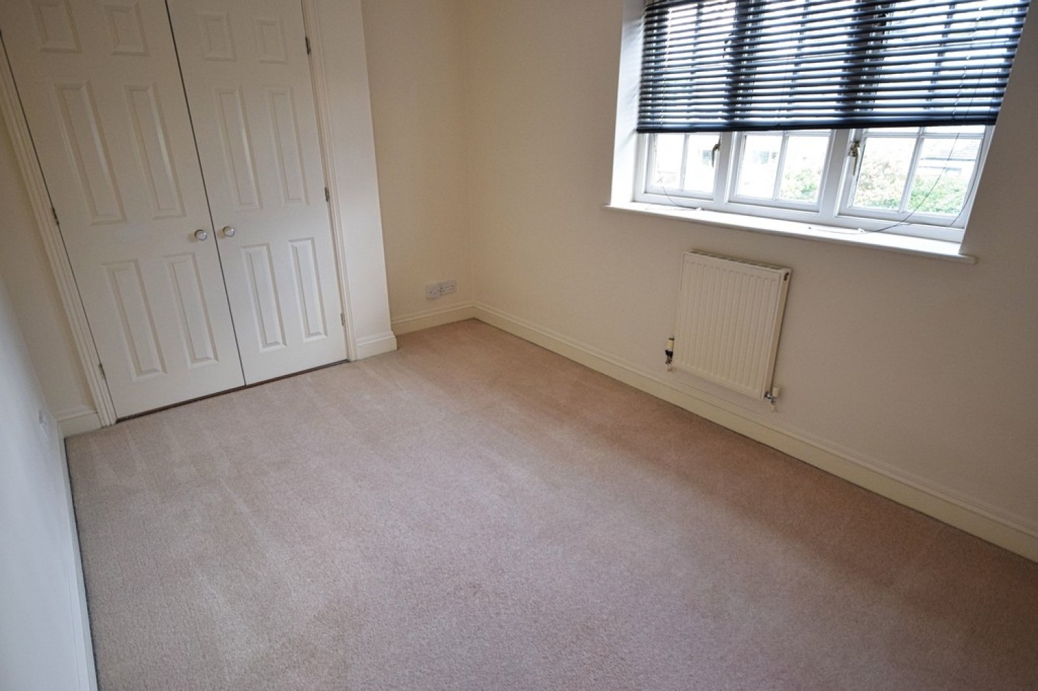 5 bedroom House for Letting Spring Close, Solihull
