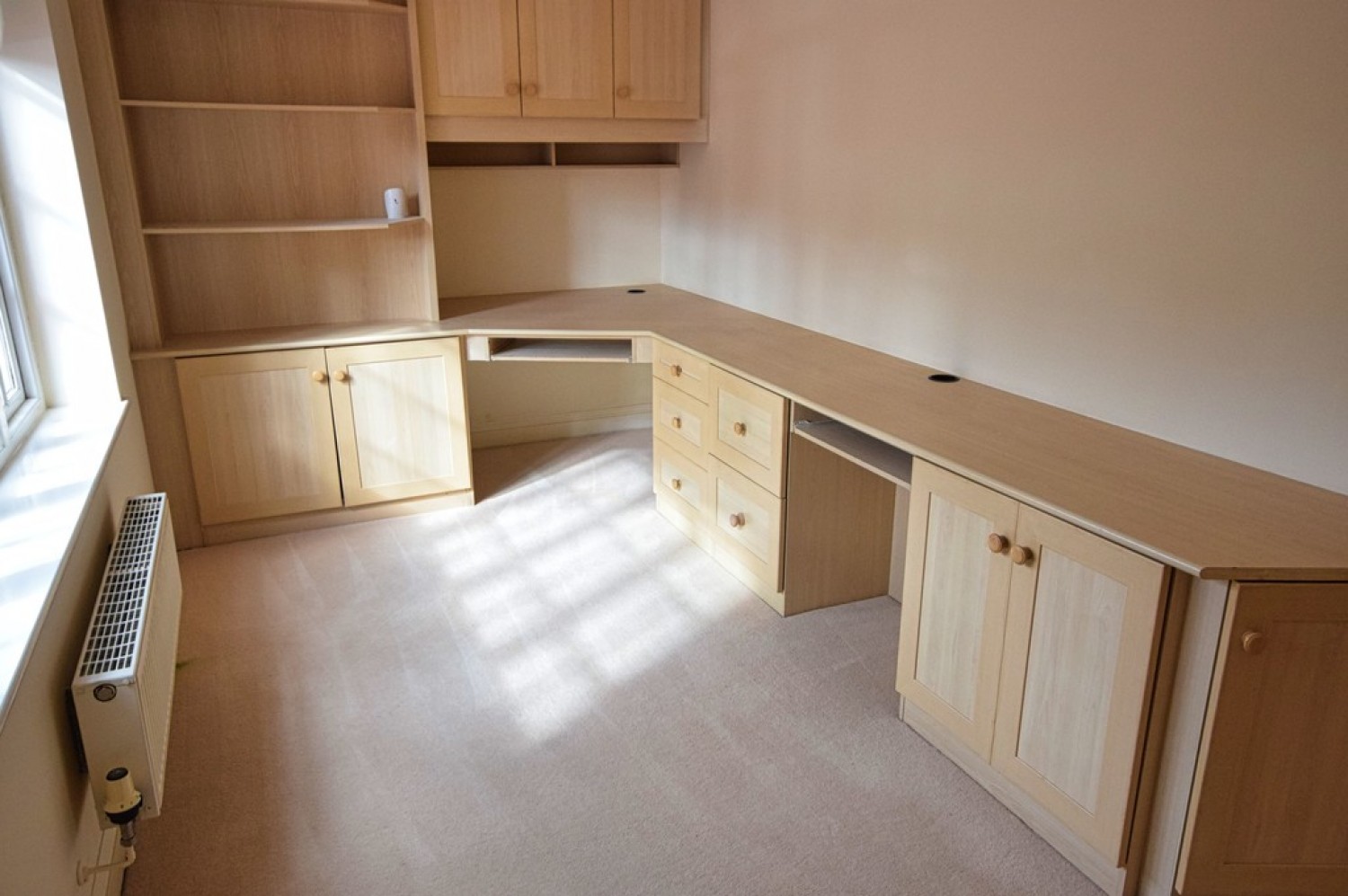 5 bedroom House for Letting Spring Close, Solihull