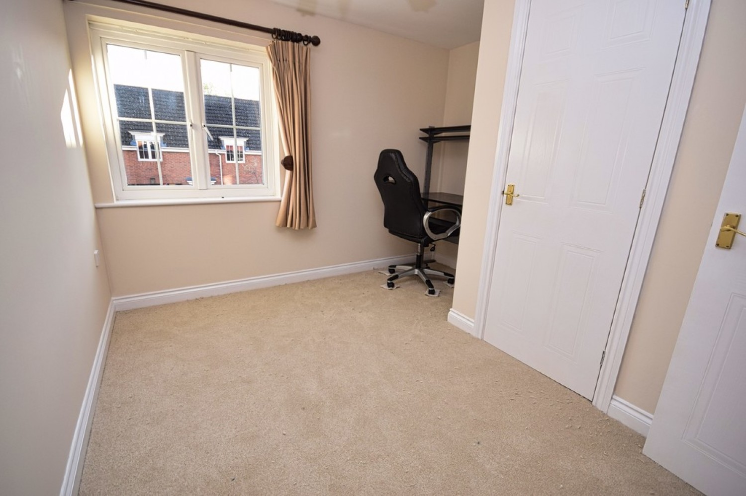 Innisfree Close, Wythall