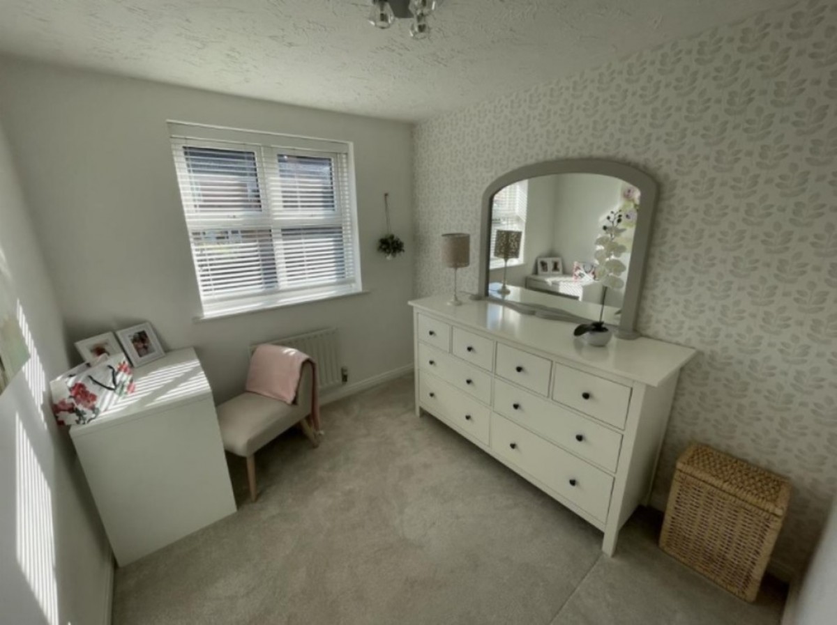 Rumbush Lane, Dickens Heath