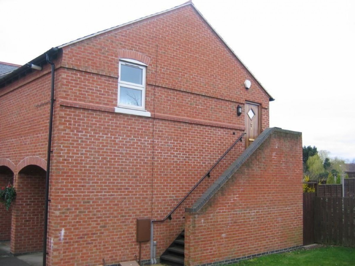 Apt 7 121 Wagon Lane