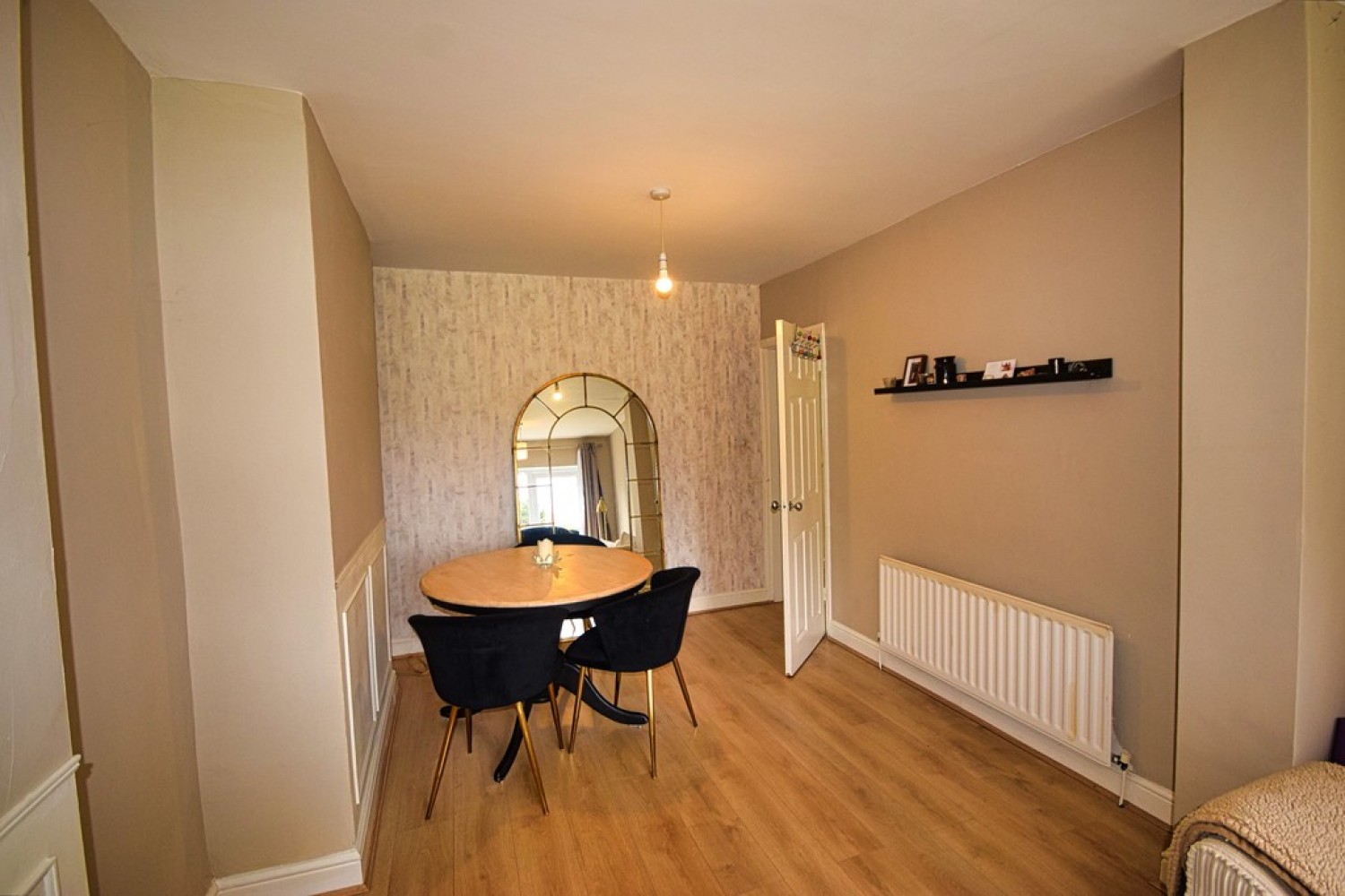 3 bedroom House for Letting Newborough Road, Shirley