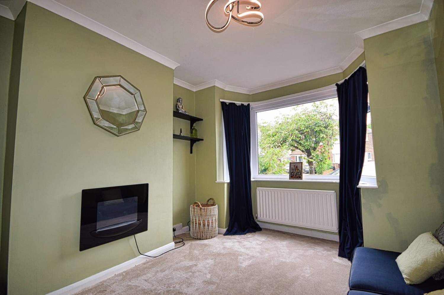 3 bedroom House for Letting Newborough Road, Shirley