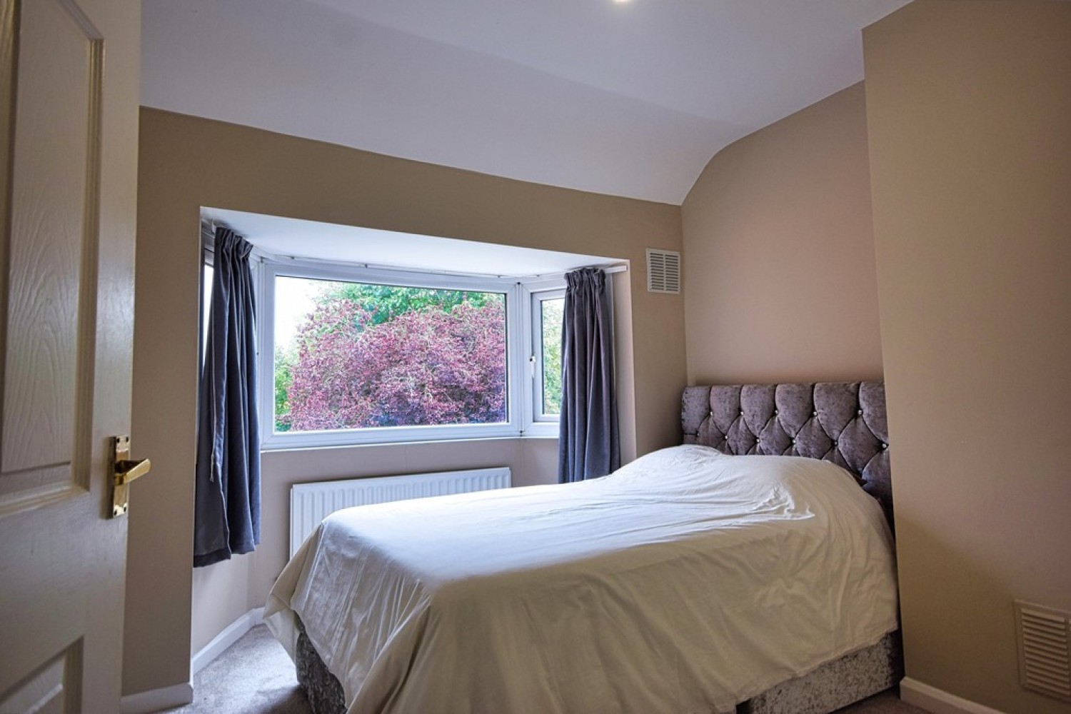 3 bedroom House for Letting Newborough Road, Shirley