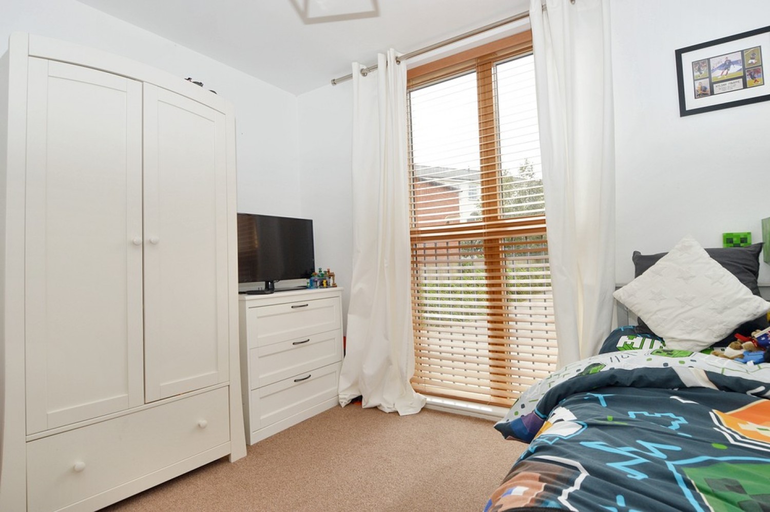 Ascote Lane, Dickens Heath