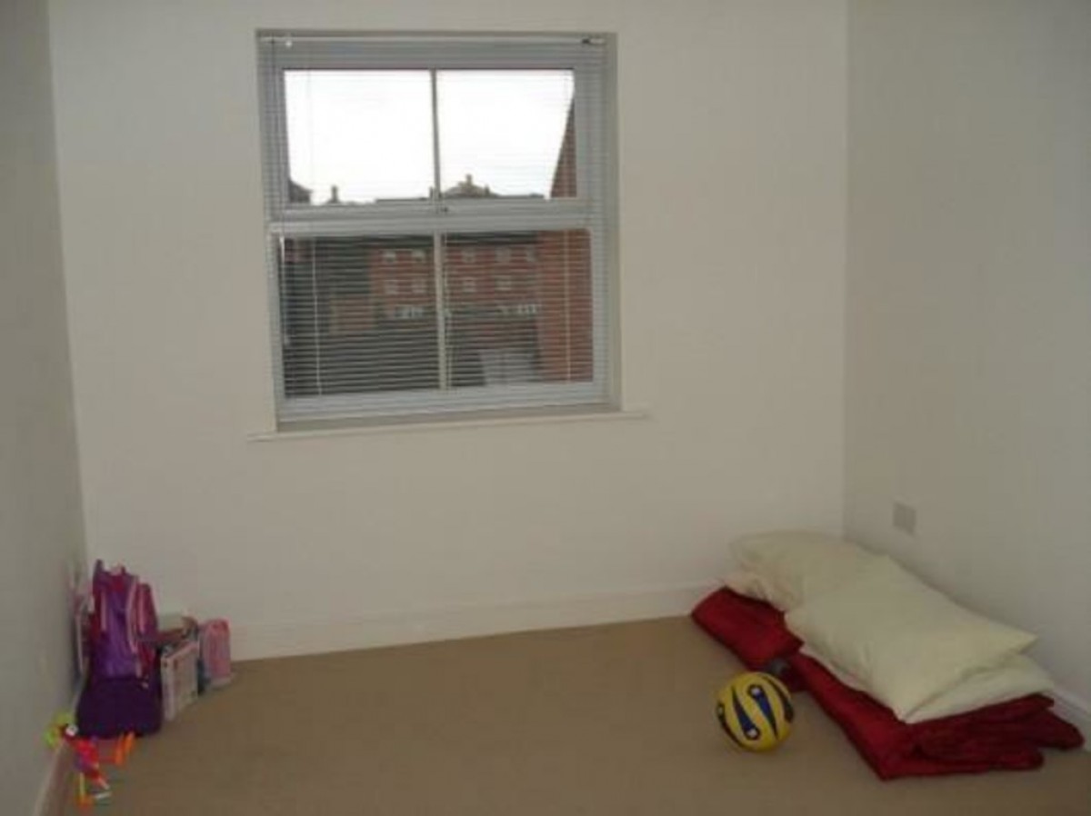 Copperfield Court, Dickens Heath