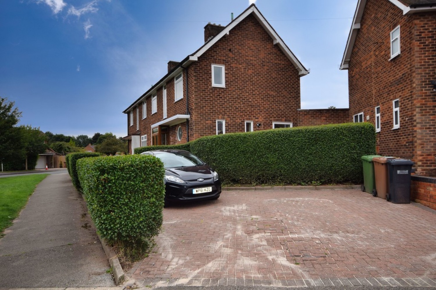 Redlands Close, Solihull
