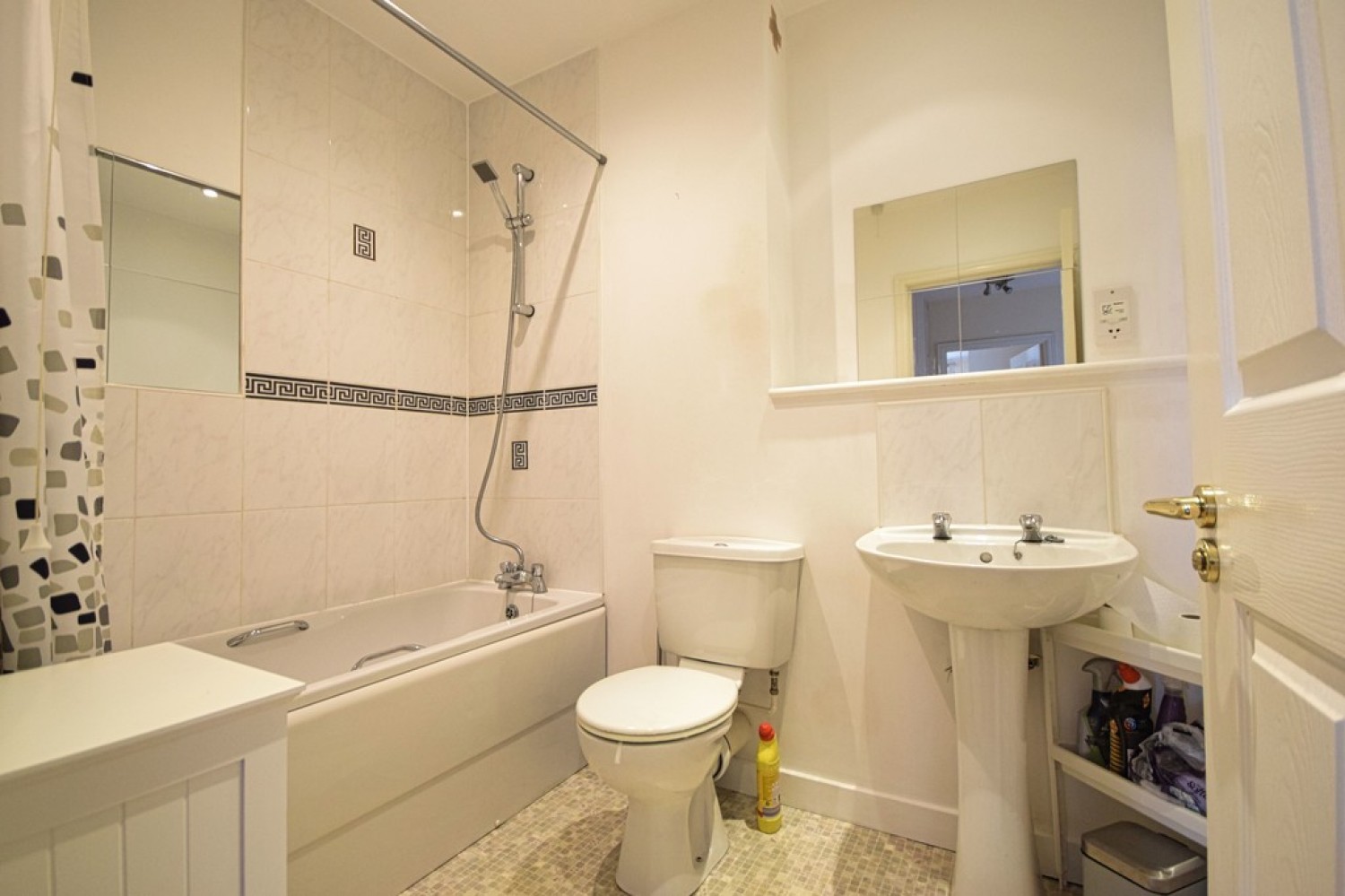 1 bedroom Flat for Letting Grange House, Main Street, Dickens Heath