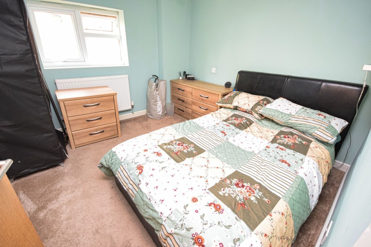 Clifton Crescent, Solihull