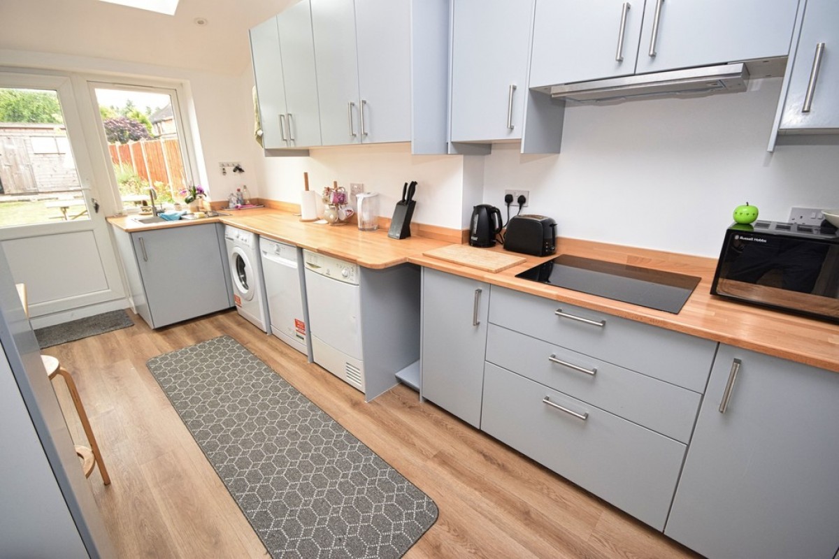 Wixford Grove, Shirley