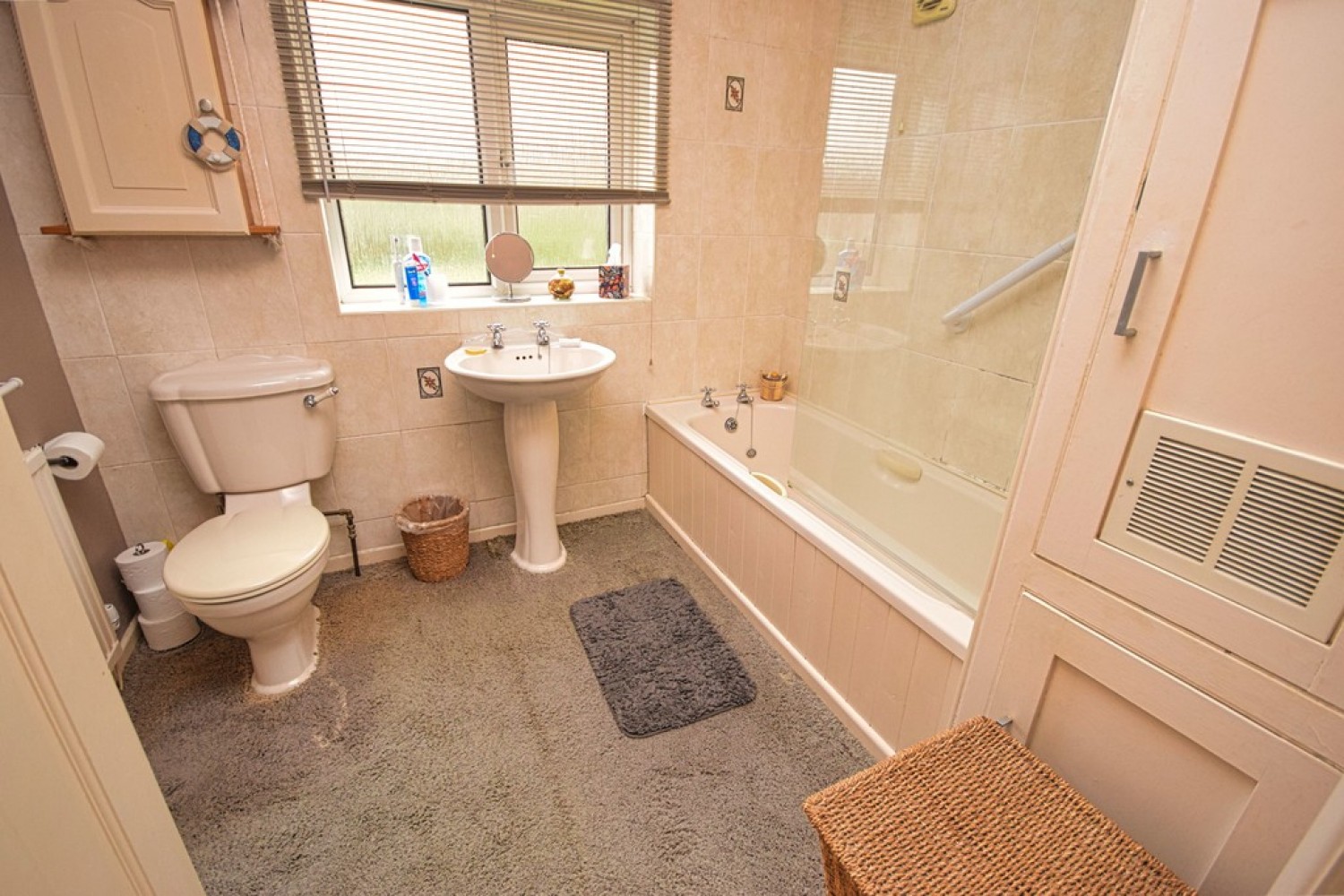 3 bedroom House in Ulverley Crescent, Solihull