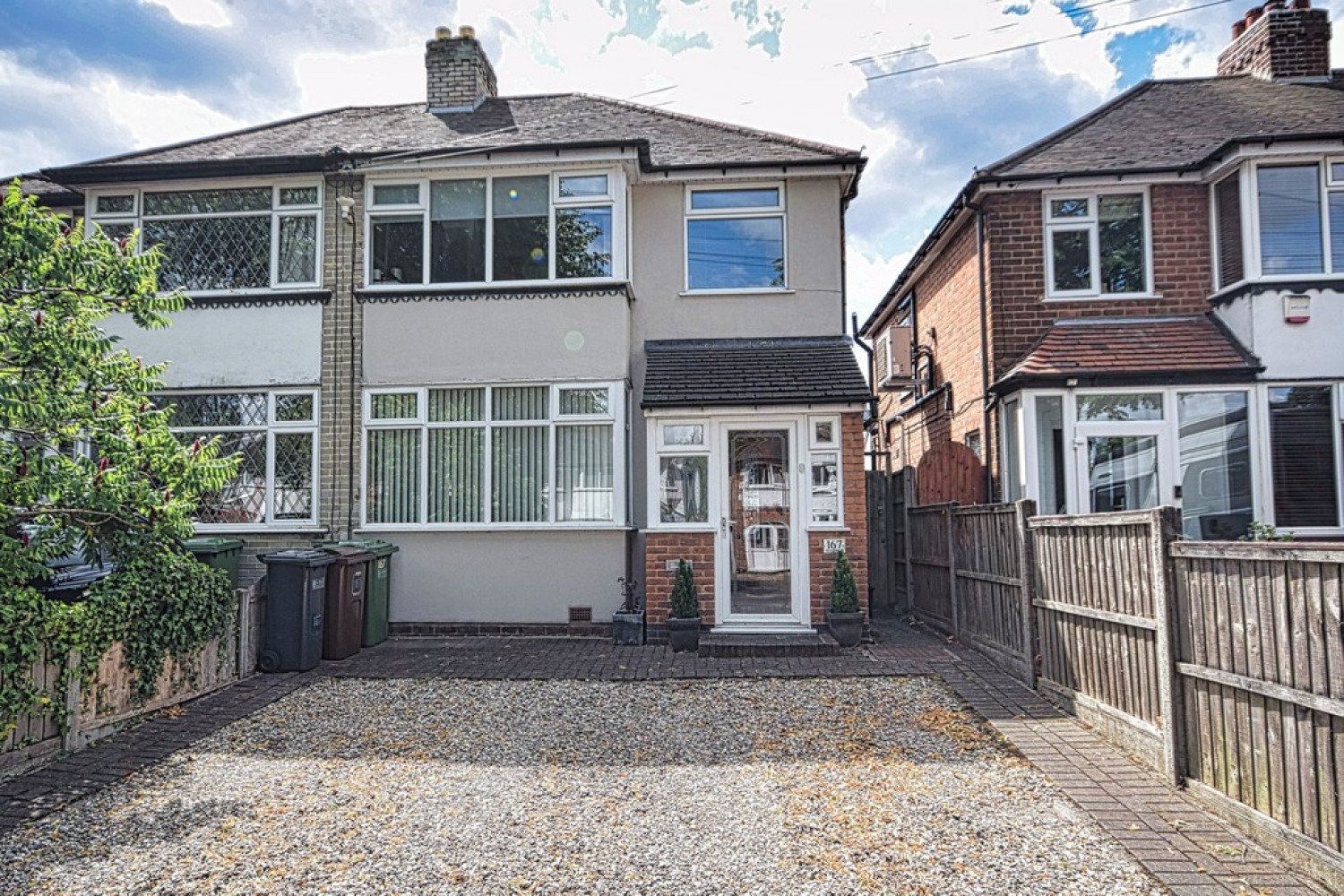 3 bedroom House for Sale Stroud Road, Shirley