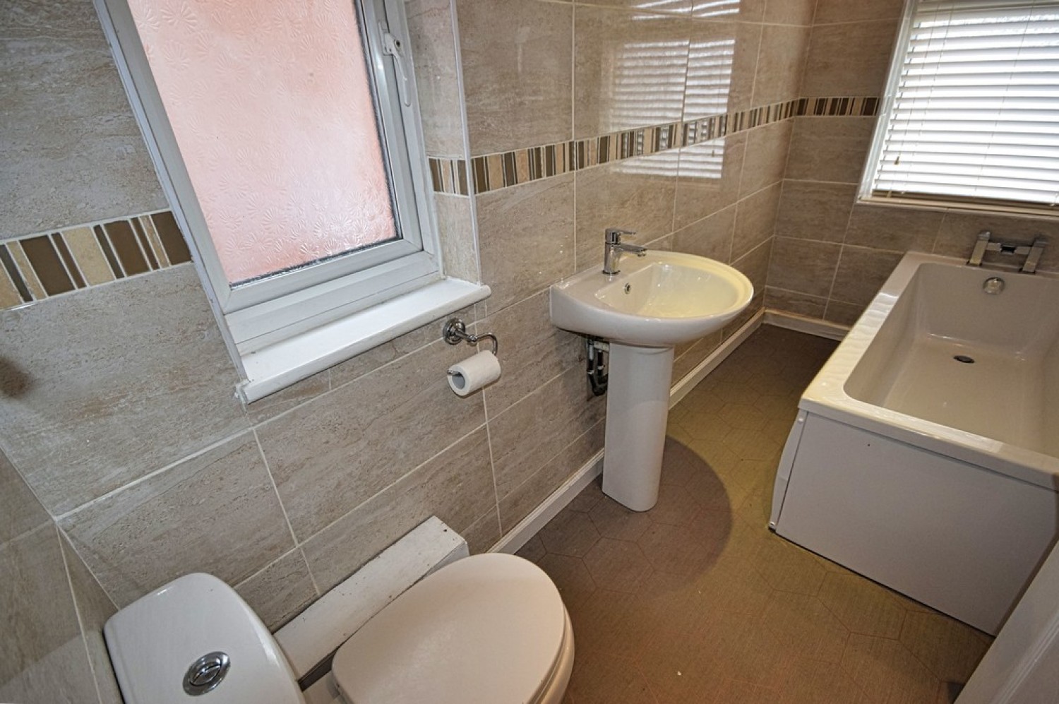 Dovercourt Road, Sheldon