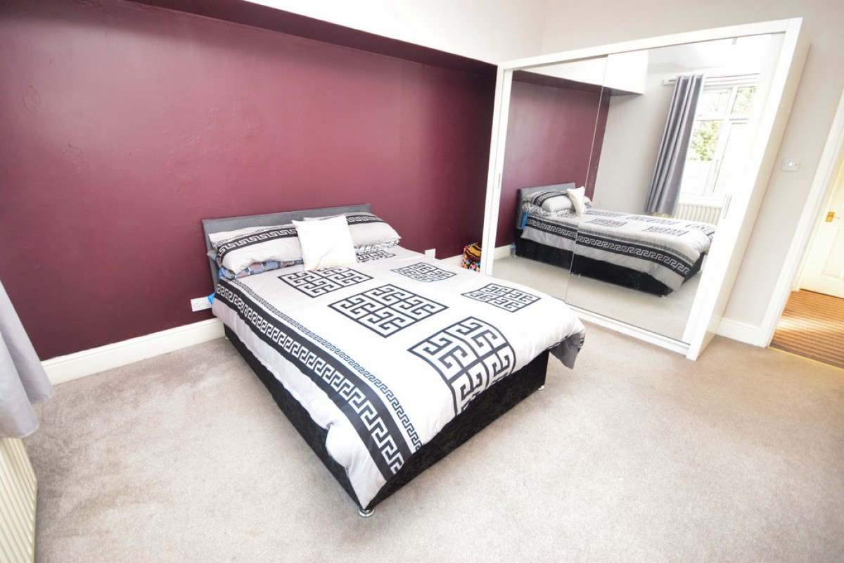 Hamlet Road, Hall Green