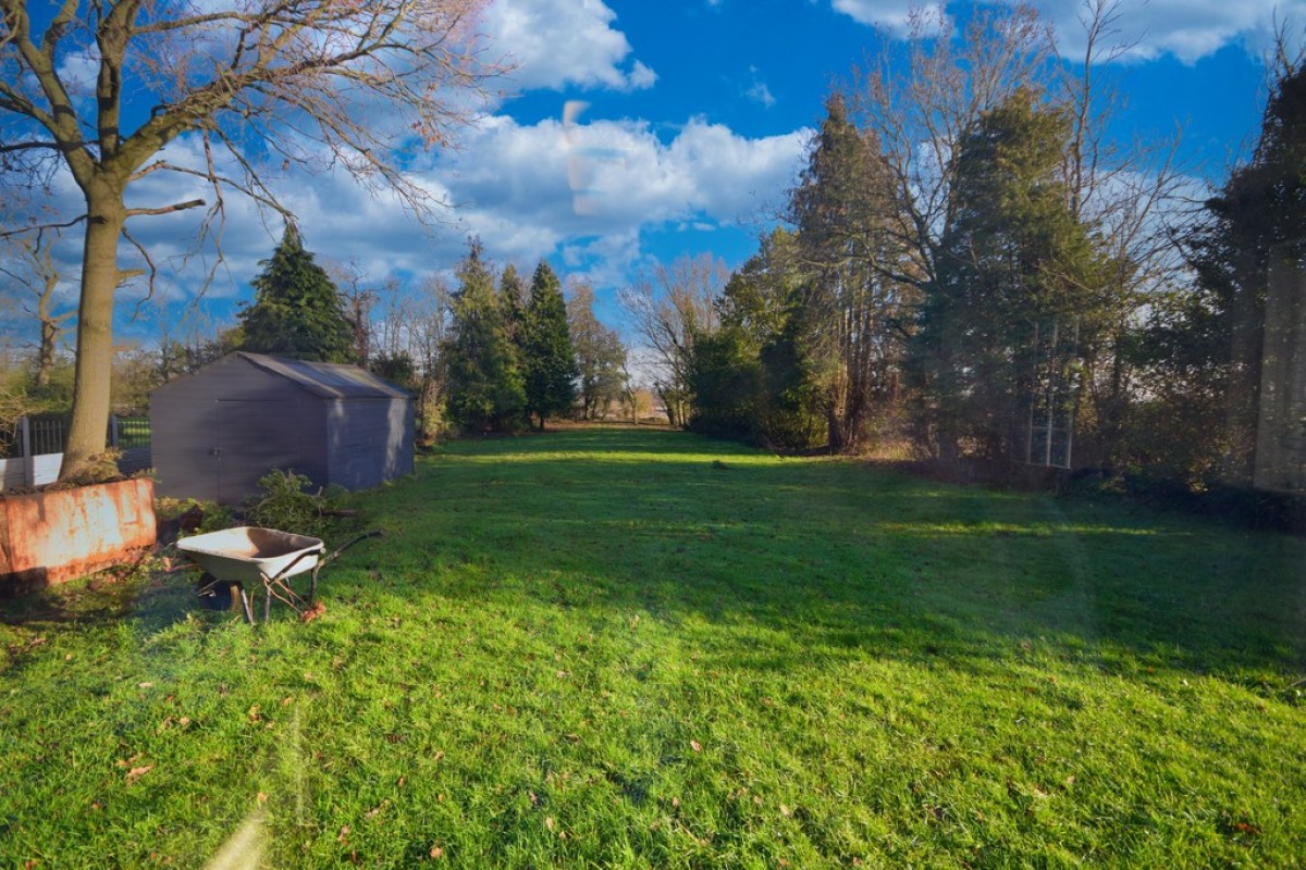 St. Peters Lane, Bickenhill