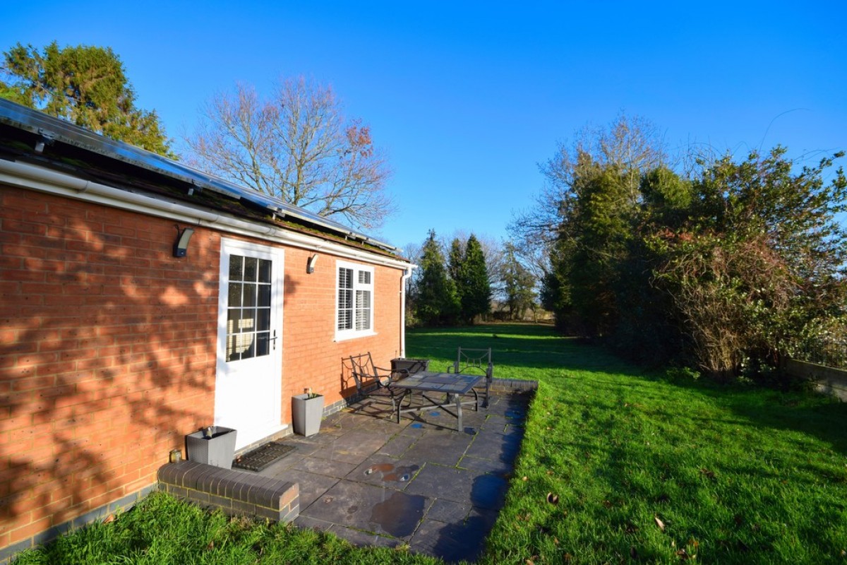 St. Peters Lane, Bickenhill