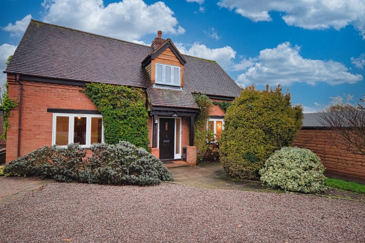 3 bedroom House for Letting Spring Lane, Lapworth