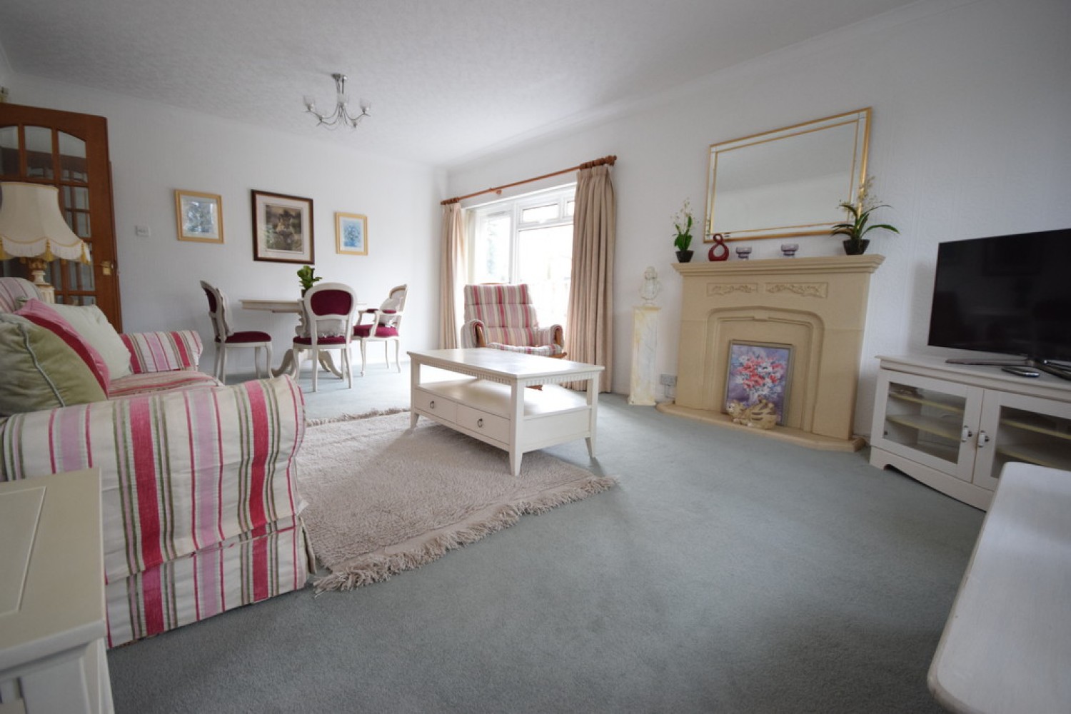 2 bedroom Flat for Sale Coppice Close, Dove House Lane, Solihull