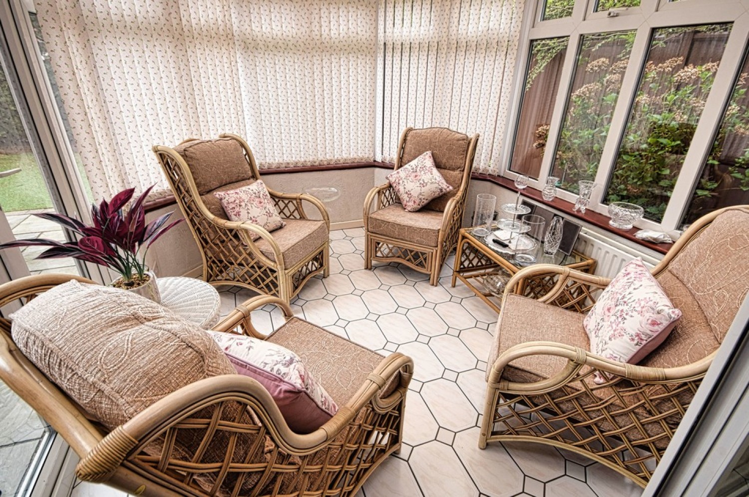 4 bedroom House for Sale The Smithy, Sheldon