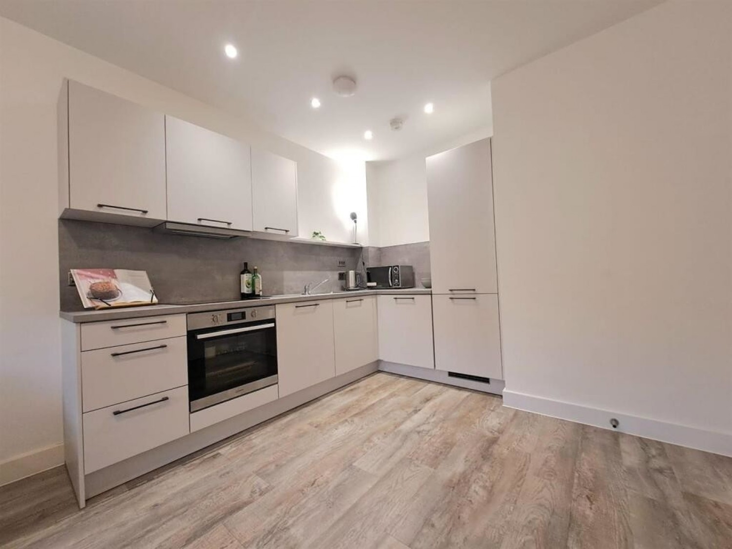 2 bedroom Flat for Auction Wagon Lane, Sheldon