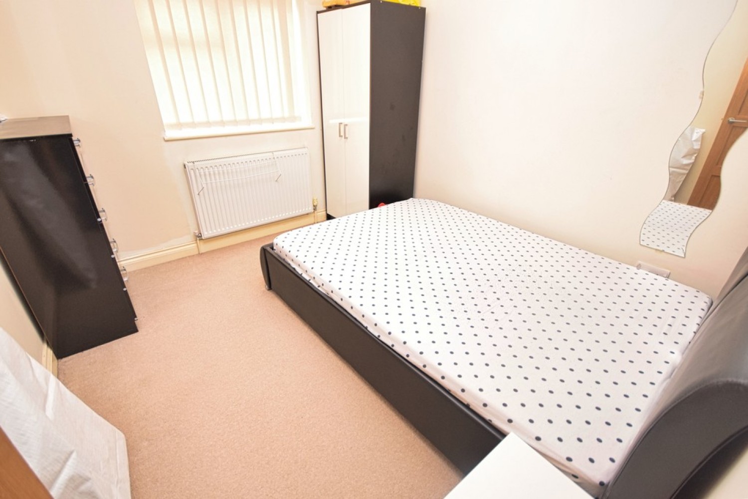 3 bedroom House for Sale Hobs Moat Road, Solihull