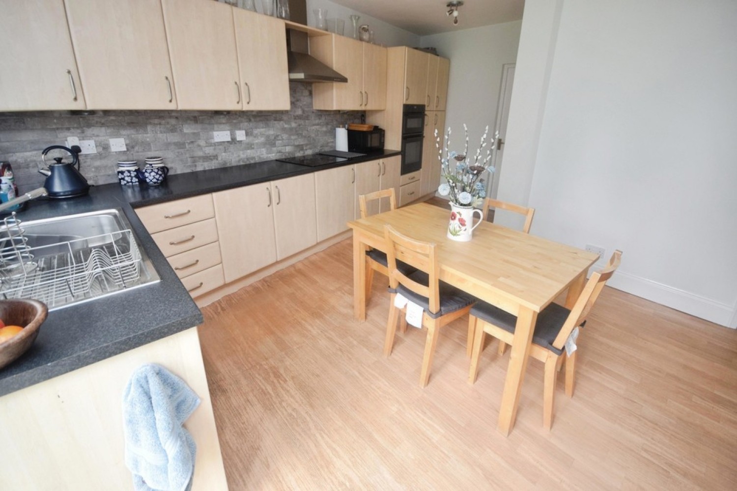 4 bedroom House for Sale Bourton Road, Solihull, West Midlands