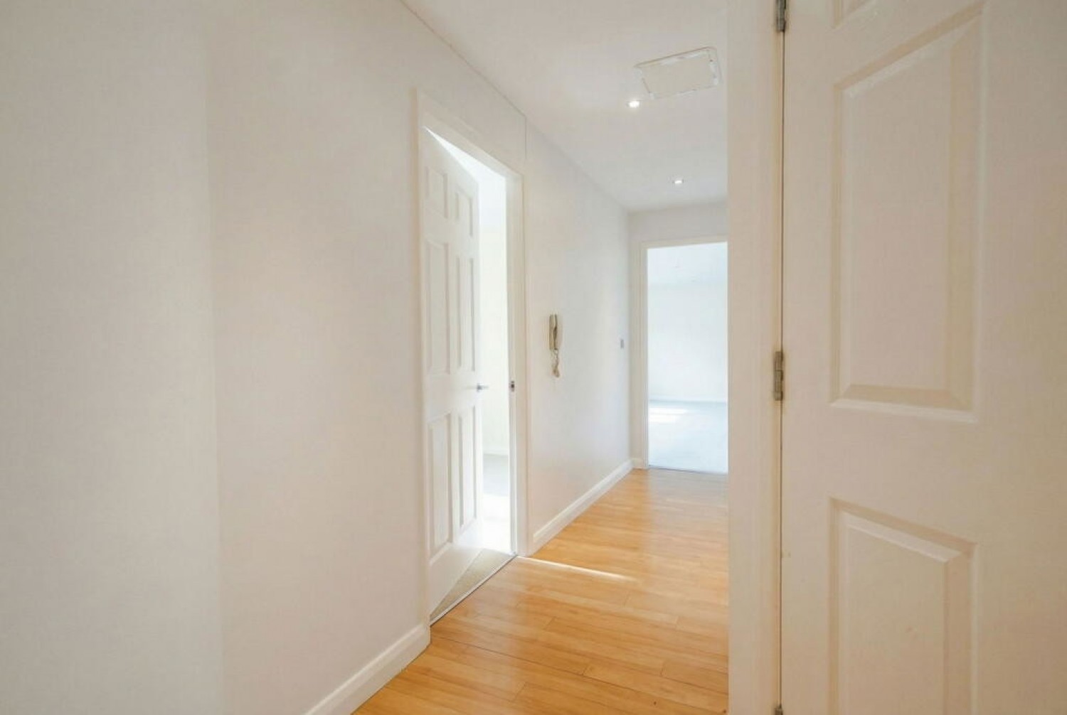 2 bedroom Flat for Letting Waterside Heights, Dickens Heath