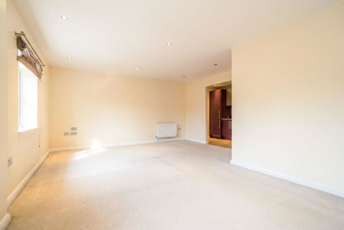Waterside Heights, Dickens Heath