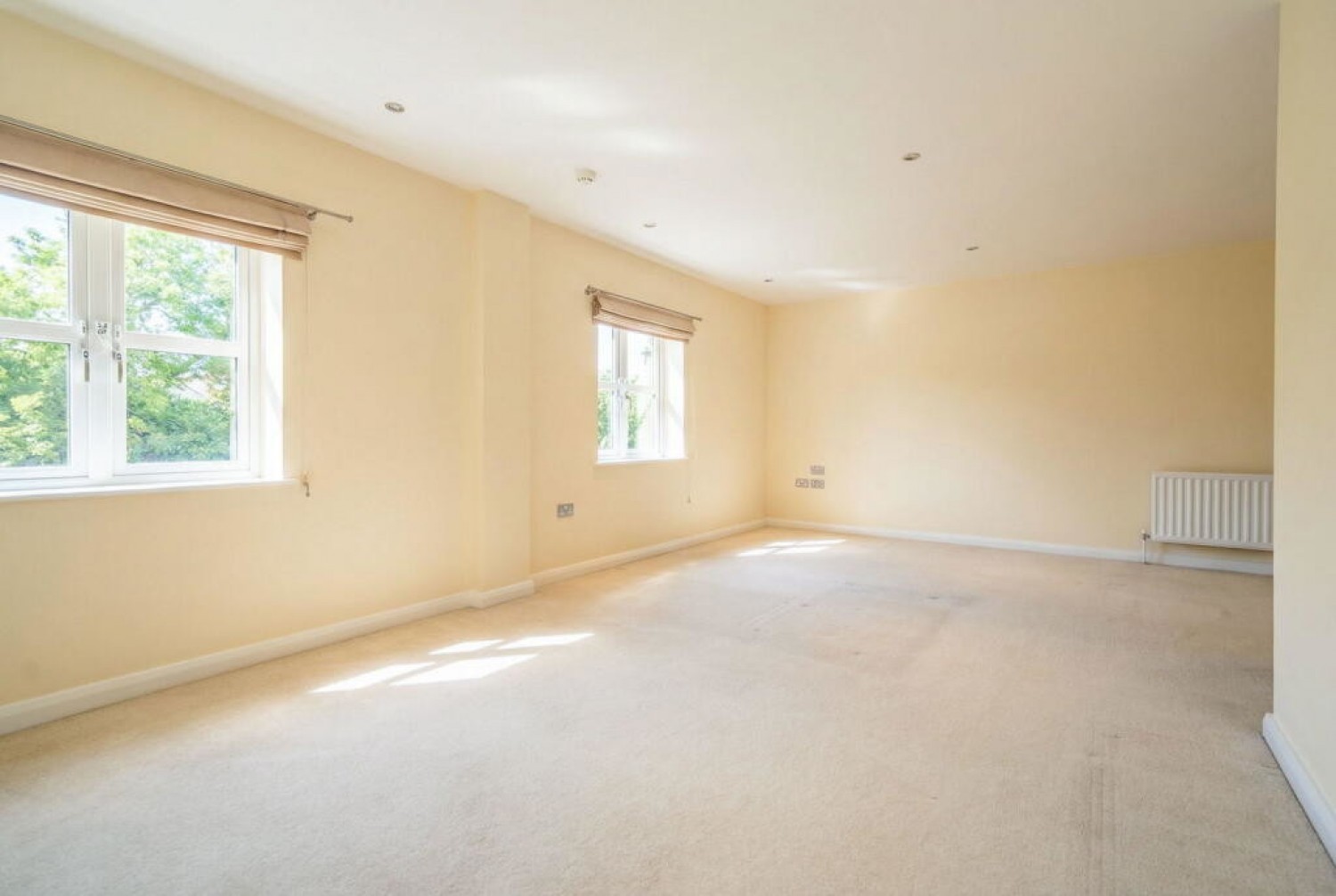 2 bedroom Flat for Letting Waterside Heights, Dickens Heath