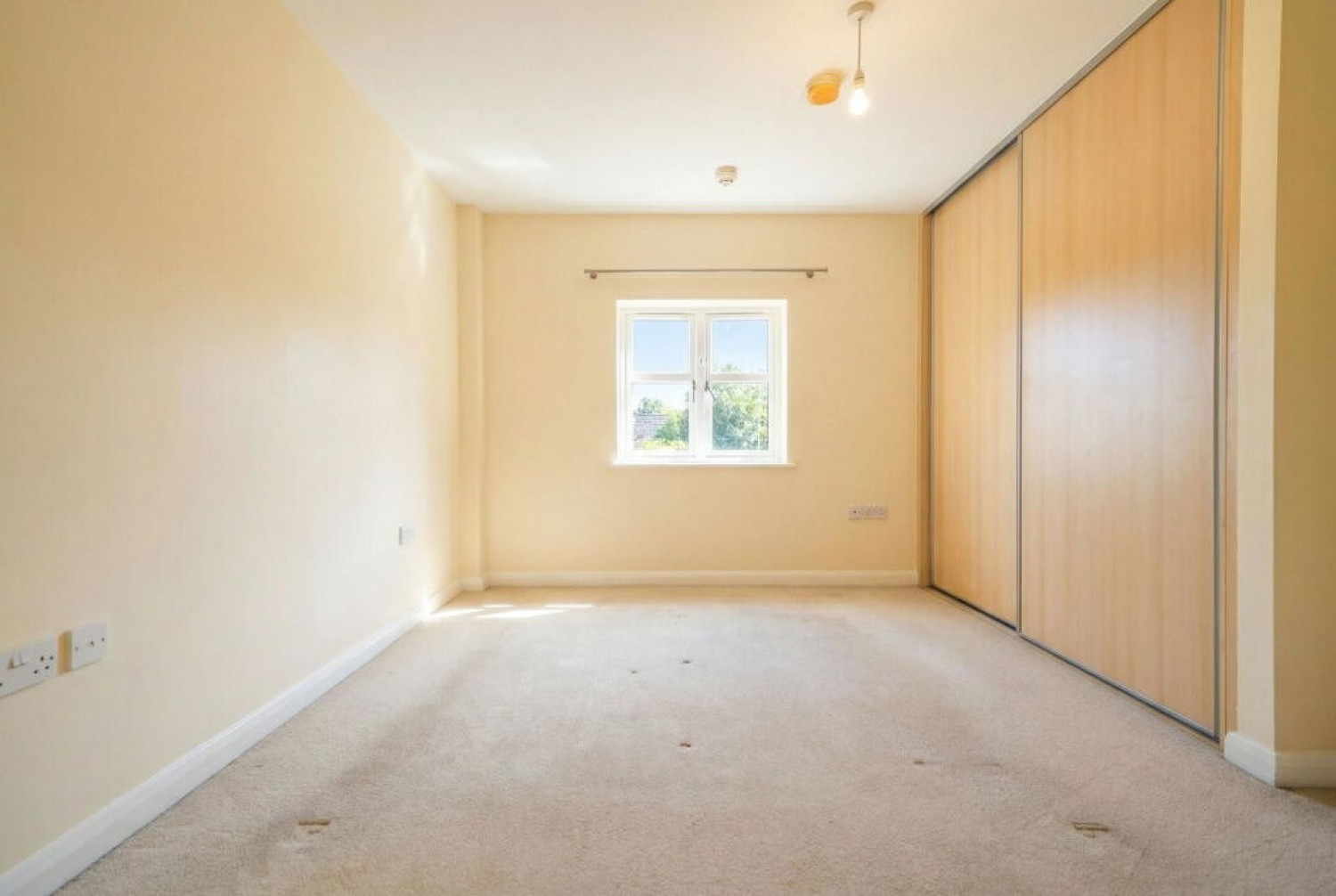 2 bedroom Flat for Letting Waterside Heights, Dickens Heath