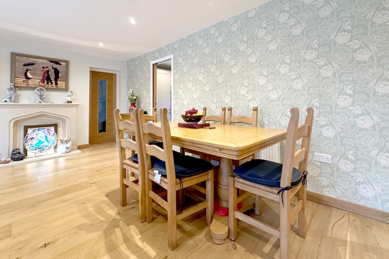 4 bedroom Bungalow for Sale Station Road, Balsall Common