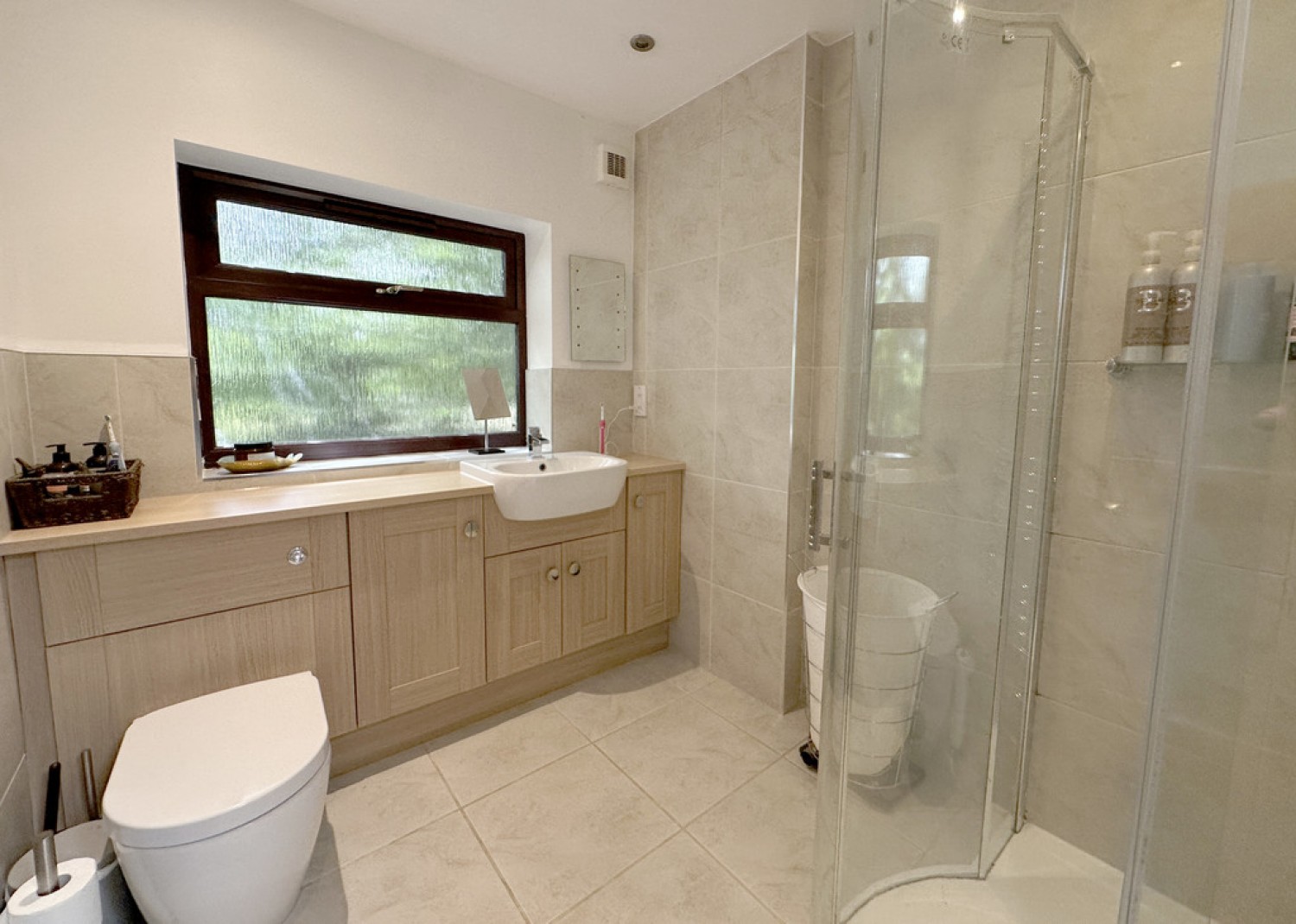 5 bedroom House for Sale Back Lane, Meriden
