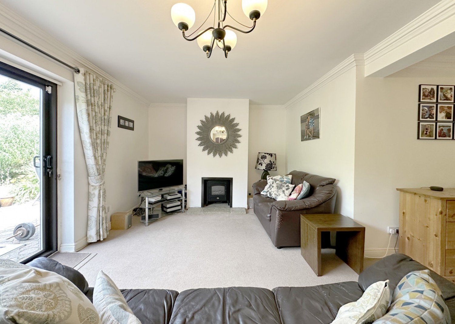 5 bedroom House for Sale Back Lane, Meriden