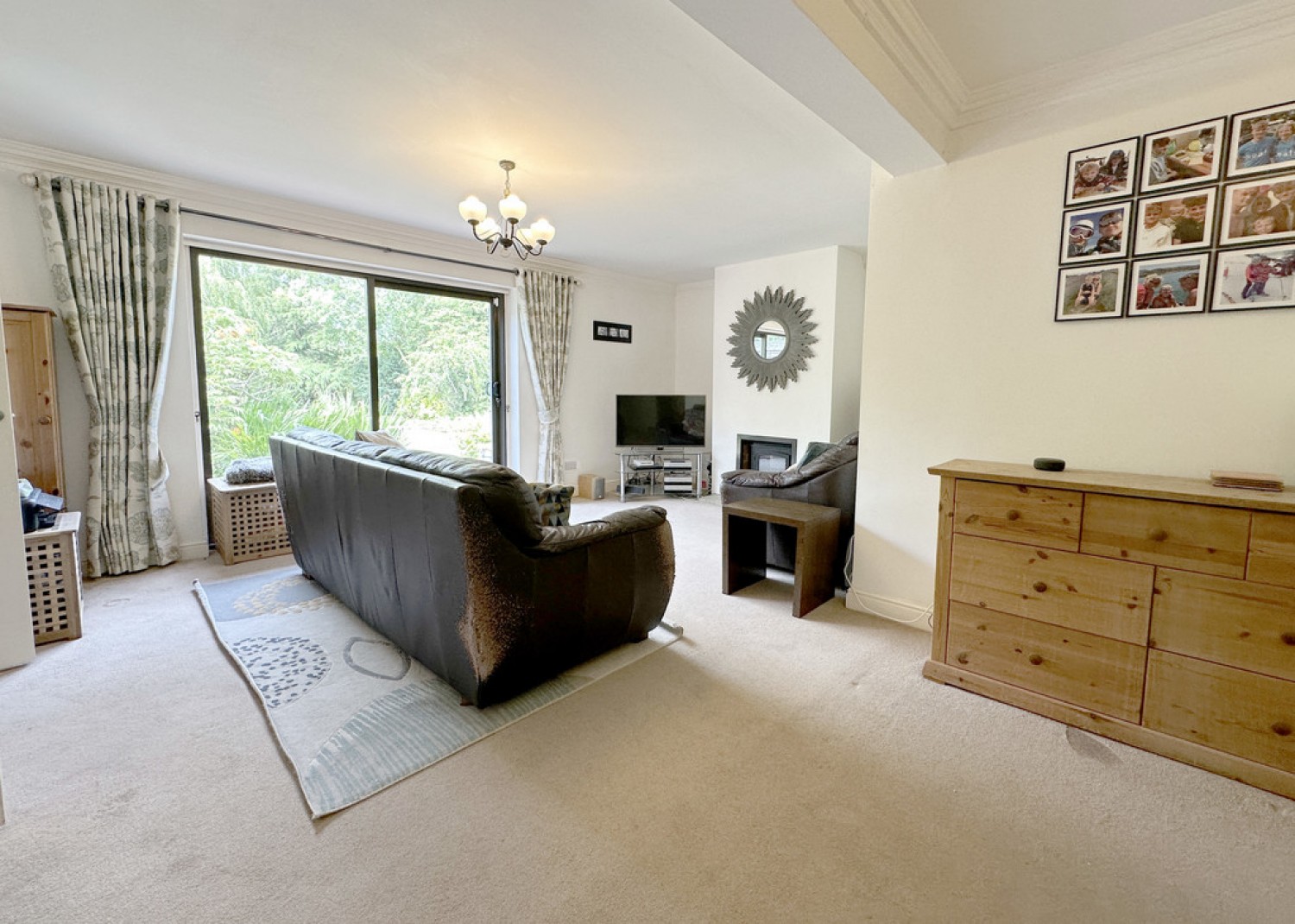 5 bedroom House for Sale Back Lane, Meriden