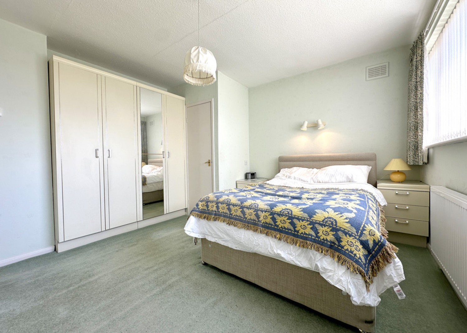 4 bedroom House for Sale Beverley Close, Balsall Common