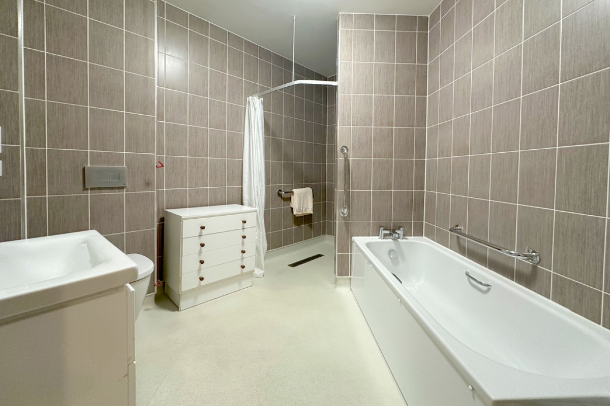 Ravenshaw Court, 73 Four Ashes Road, Solihull