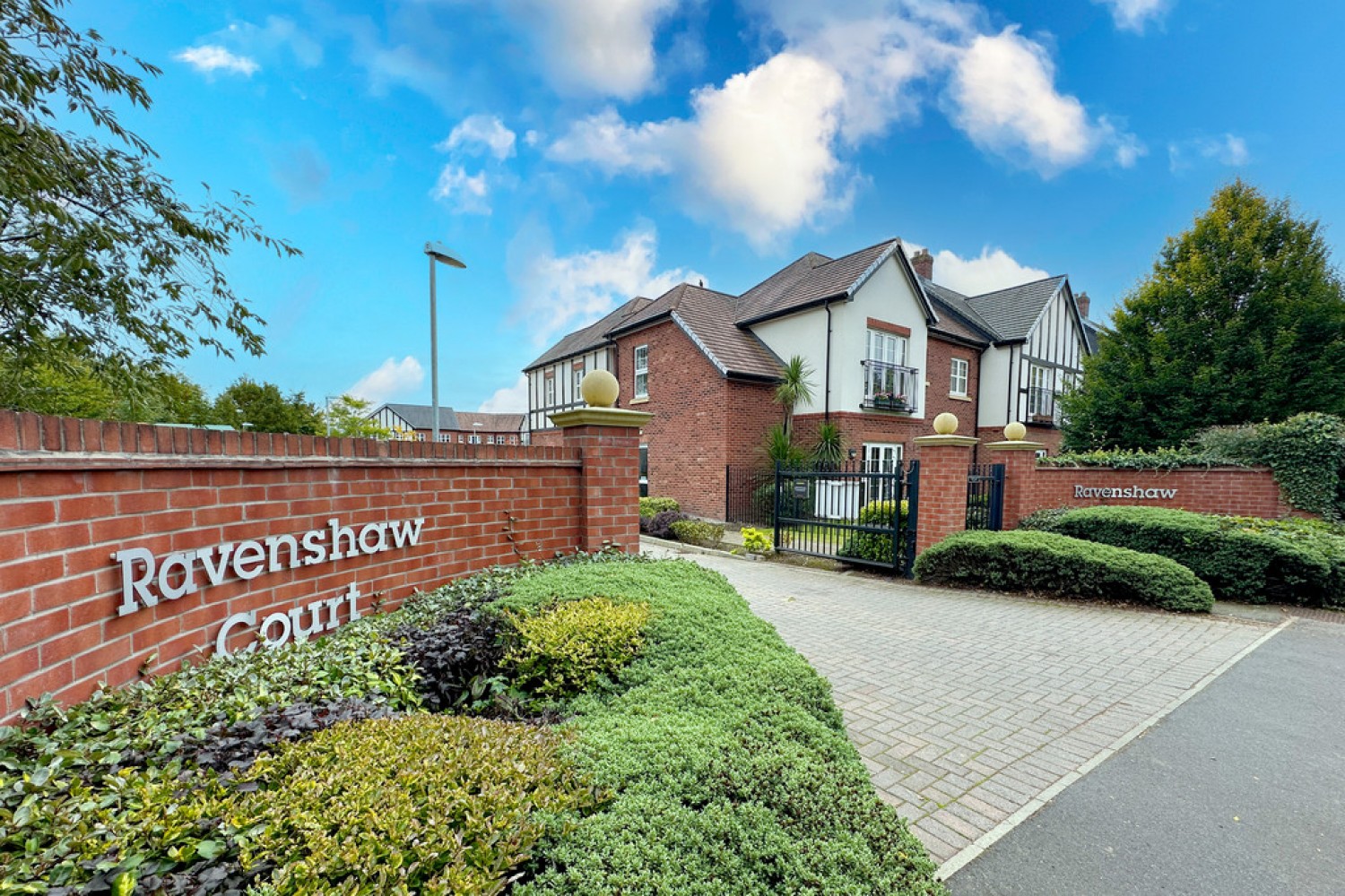 1 bedroom Flat for Sale Ravenshaw Court, 73 Four Ashes Road, Solihull