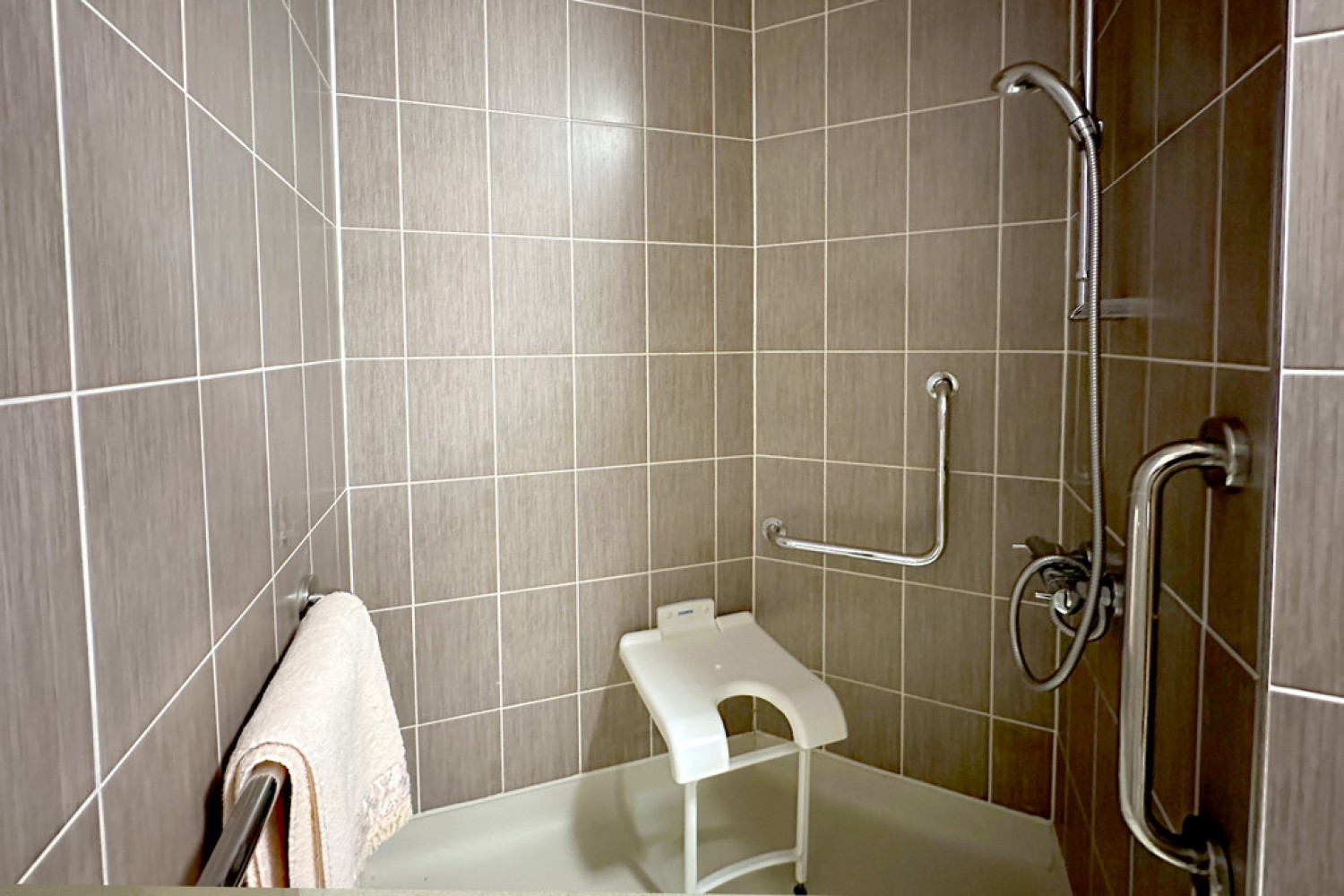 1 bedroom Flat for Sale Ravenshaw Court, 73 Four Ashes Road, Solihull