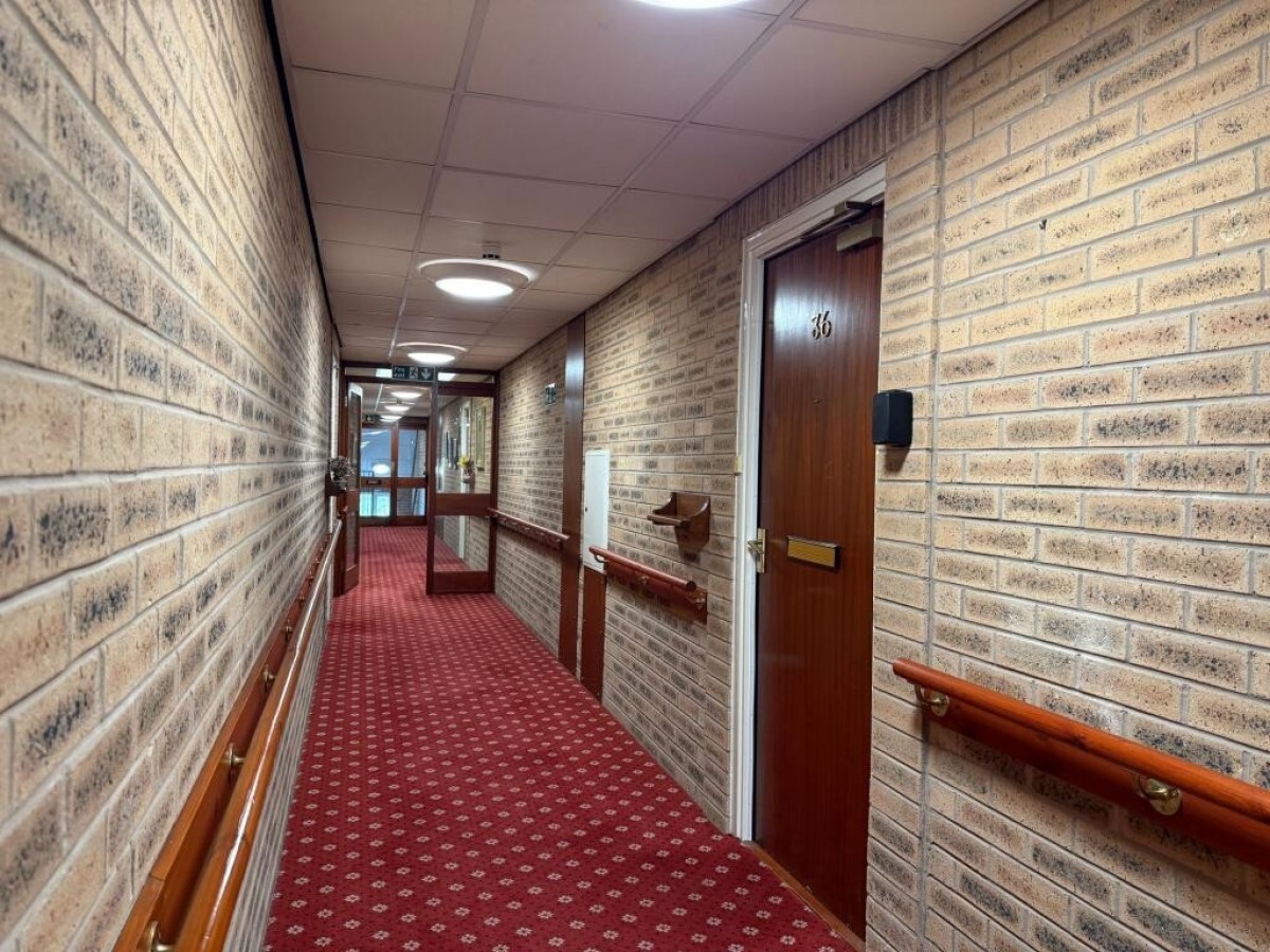 Oak Tree Court, Pembroke Way, Hall Green