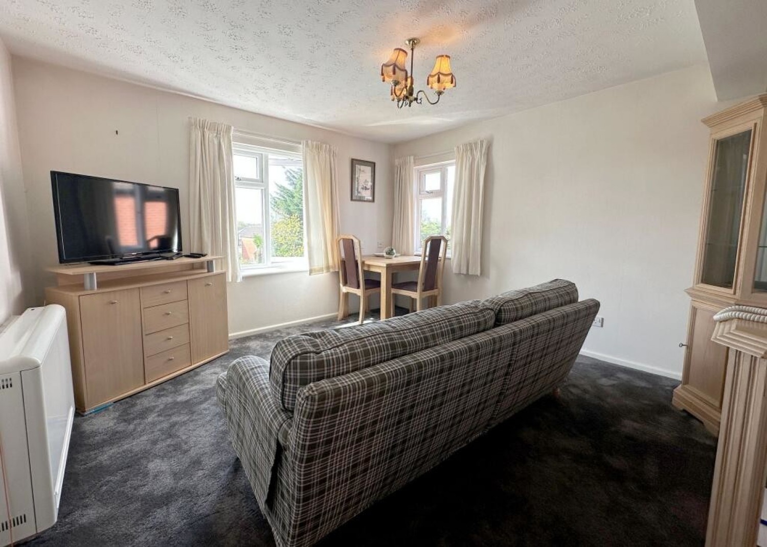 2 bedroom Flat for Sale Oak Tree Court, Pembroke Way, Hall Green
