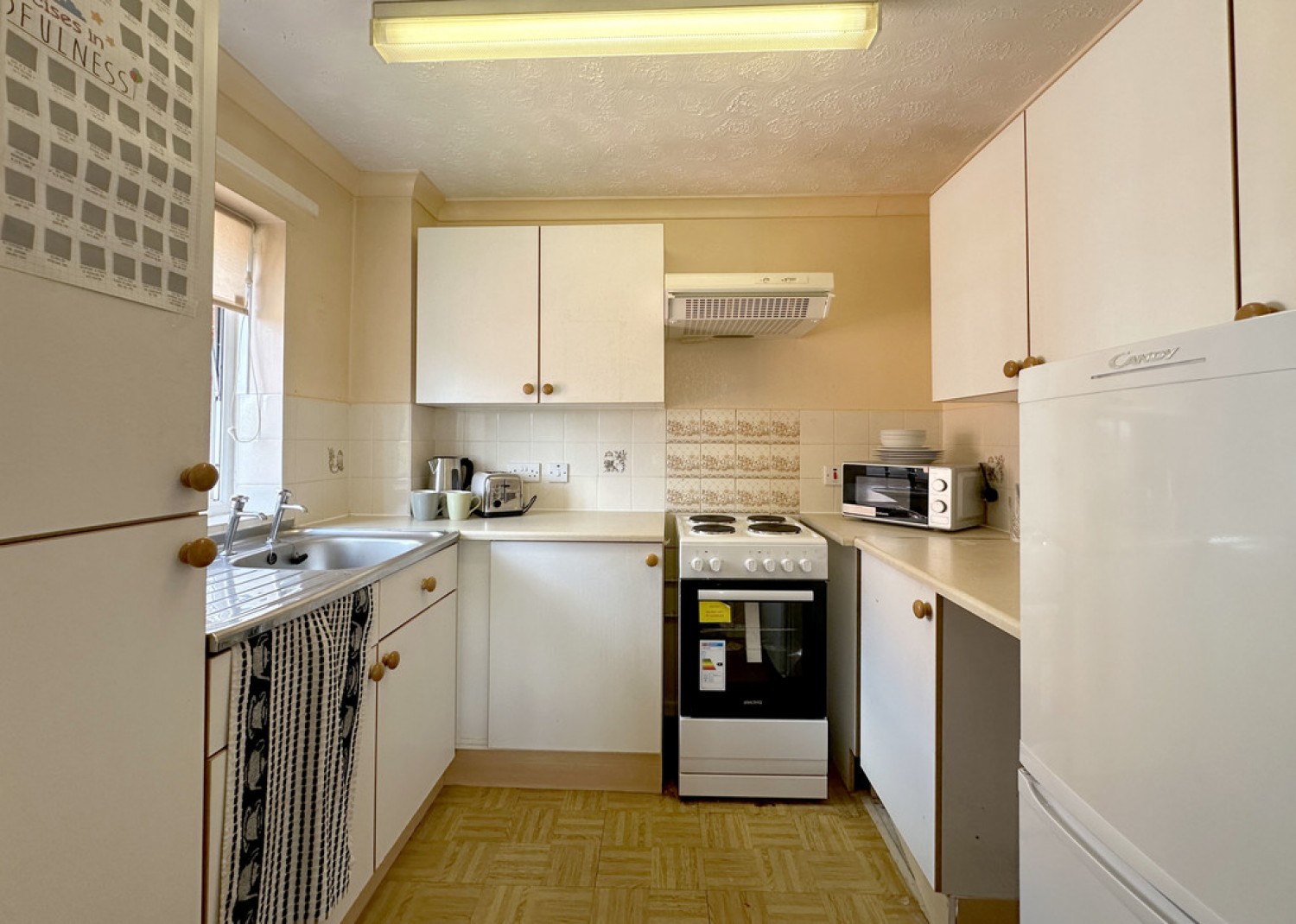 2 bedroom Flat for Sale Oak Tree Court, Pembroke Way, Hall Green